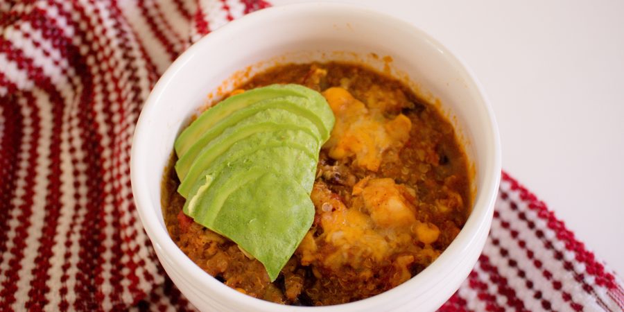 This quinoa enchilada casserole is easy to make a perfect for feeding a crowd! | Teaspoon of Nose