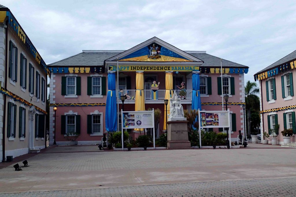 Free things to do in Nassau, Bahamas | Teaspoon of Nose