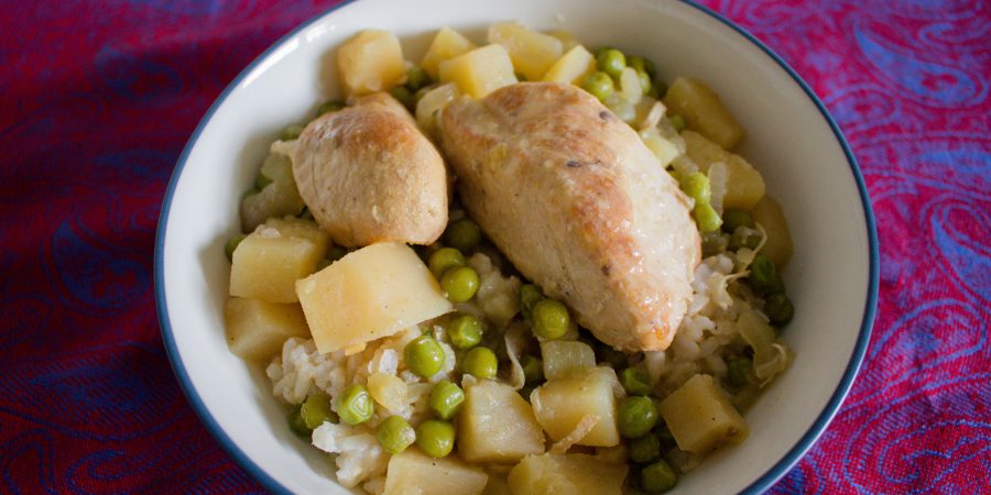 Super easy, super delicious coconut curry in the slow cooker! | Teaspoon of Nose