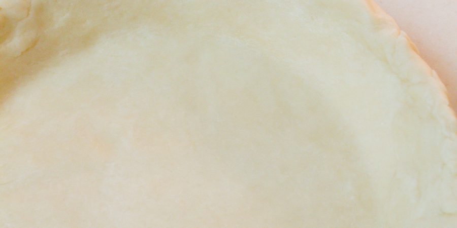 Using a homemade pie crust is one of those small things that makes every pie so much better! | Teaspoon of Nose