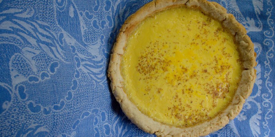 Custard Pie is rich and luscious and tastes overwhelmingly of vanilla with a hint of spice, making a perfect dessert for any holiday meal! | Teaspoon of Nose