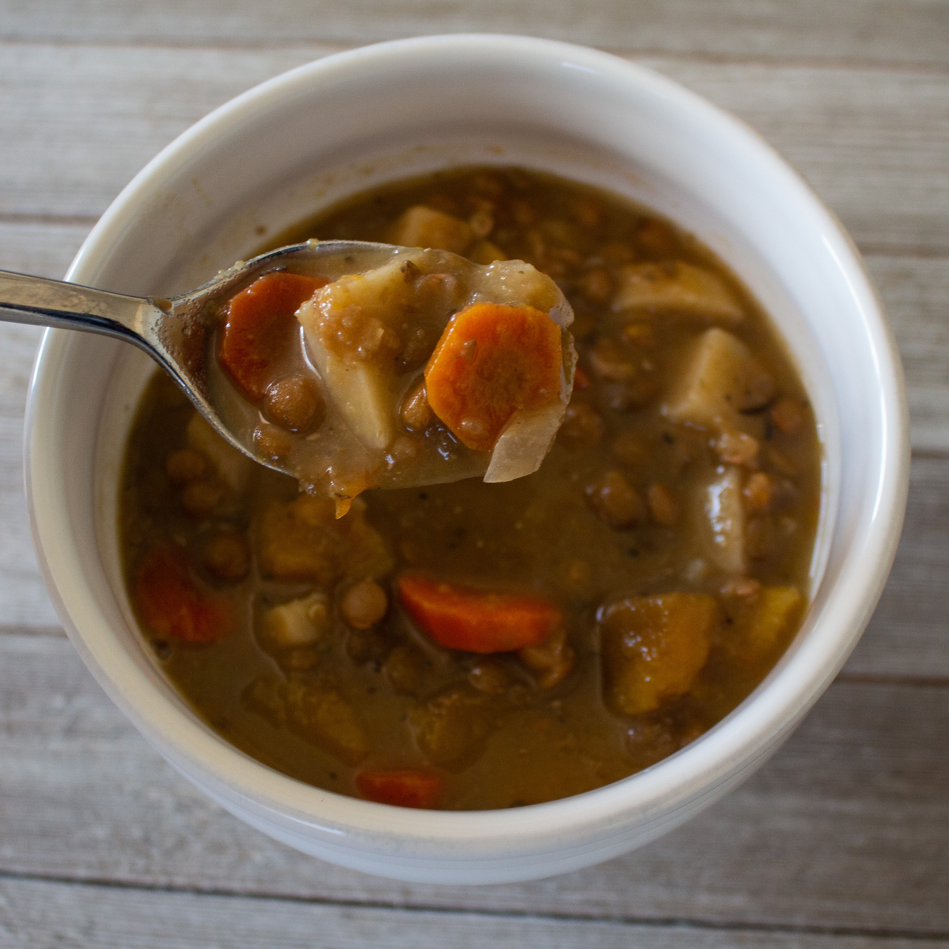 Delcious dinner option. It also happens to be vegan, gluten-free and dairy-free. And it's a slow cooker recipe!