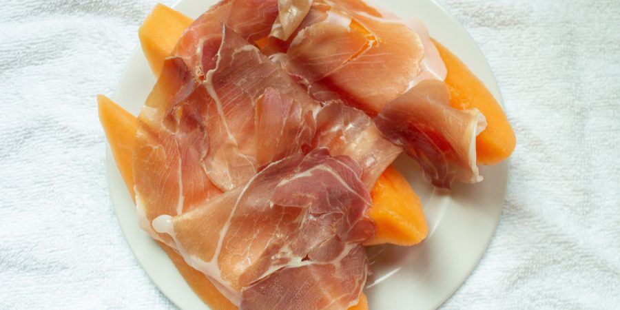 Cantaloupe and prosciutto or prosciutto e melone, is the perfect Italian summertime snack!