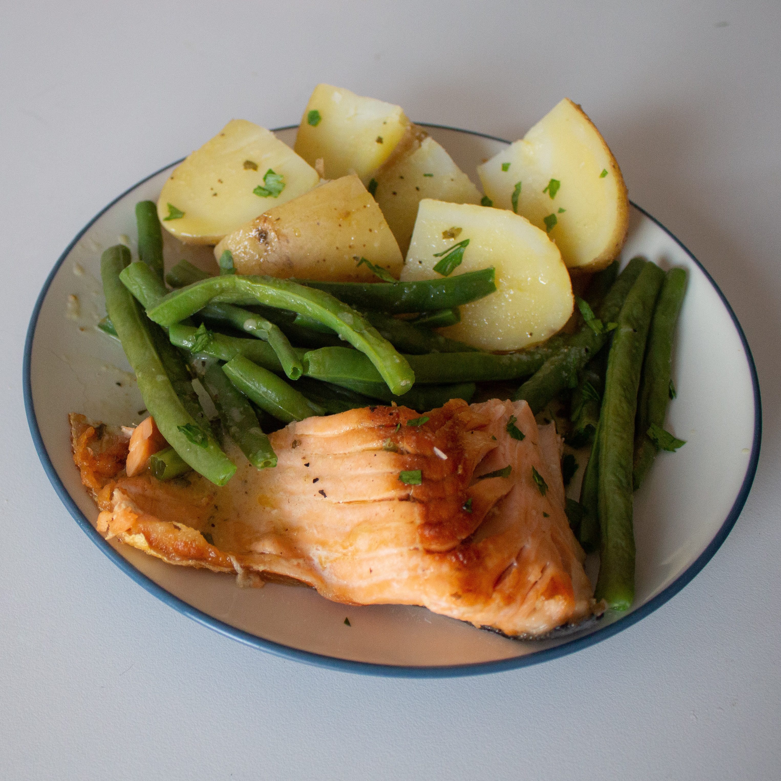 This salmon dish a healthy meal that's simple enough for a weeknight meal and nice enough for hosting!