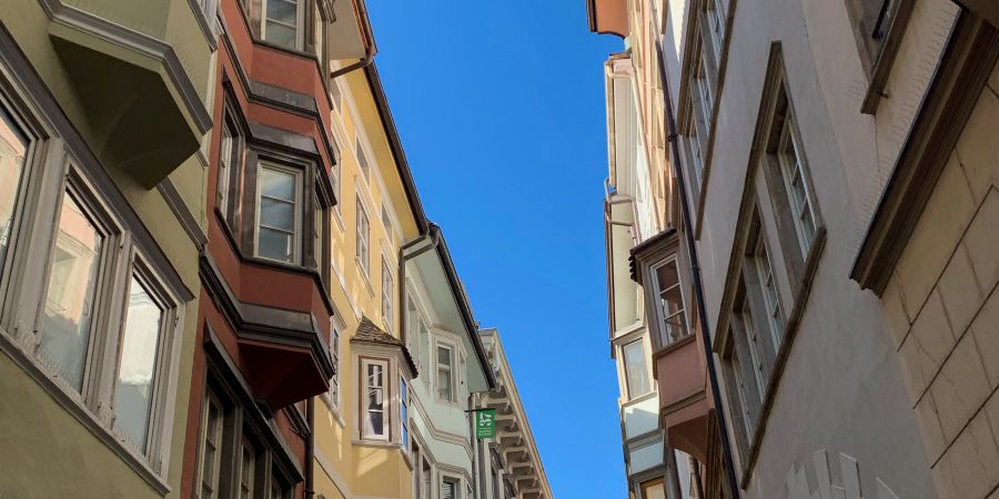 Bolzano is one of the classic jumping-off points for access to skiing and hiking in the Dolomites. Here are some of the best things to know before you go!