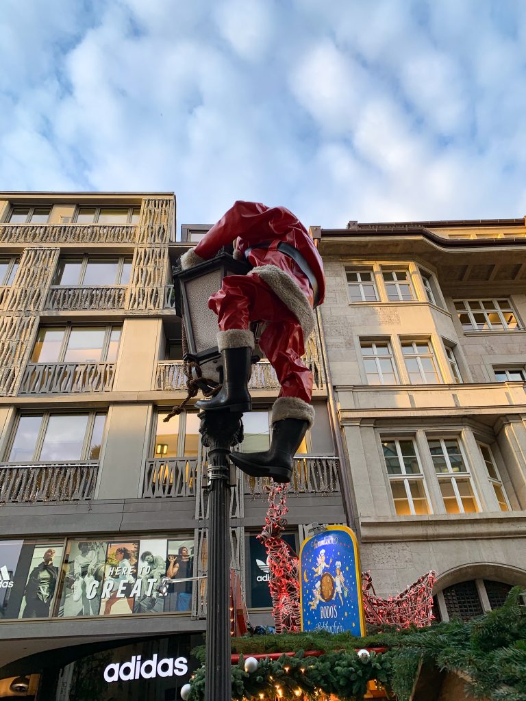 The Munich Christmas markets strike the perfect balance of big city offerings - great food, easy transport, lots of hotel and tourism options - with cute and local-feeling Christmas markets!