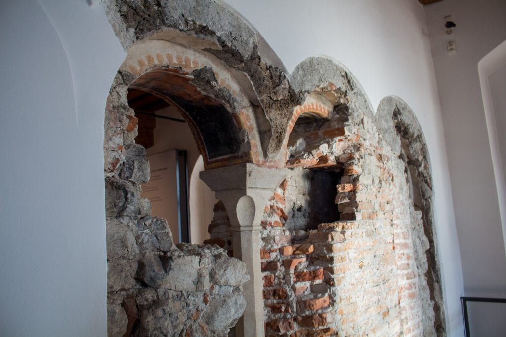 Salzburg has shot up to the top of my list of favorite European cities, and the best way to see it is with the Salzburg Card! Today I'm giving a peek into what it covers and the best things to see with it.