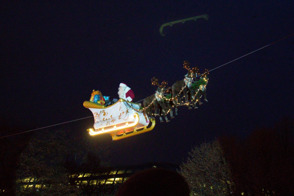 Here's what you really need to know about the Berlin Christmas markets! From what to eat and what to shop for, here's what you ...