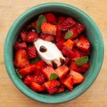 Balsamic strawberries with mascarpone makes a perfect springtime snack or dessert! Simple to toss together but with great spring flavors... | Teaspoon of Nose