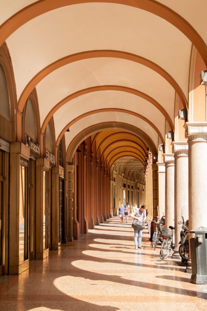 In between fabulous meals, there's plenty to see and do in Bologna! Here's what you need to know to plan your trip to Bologna.