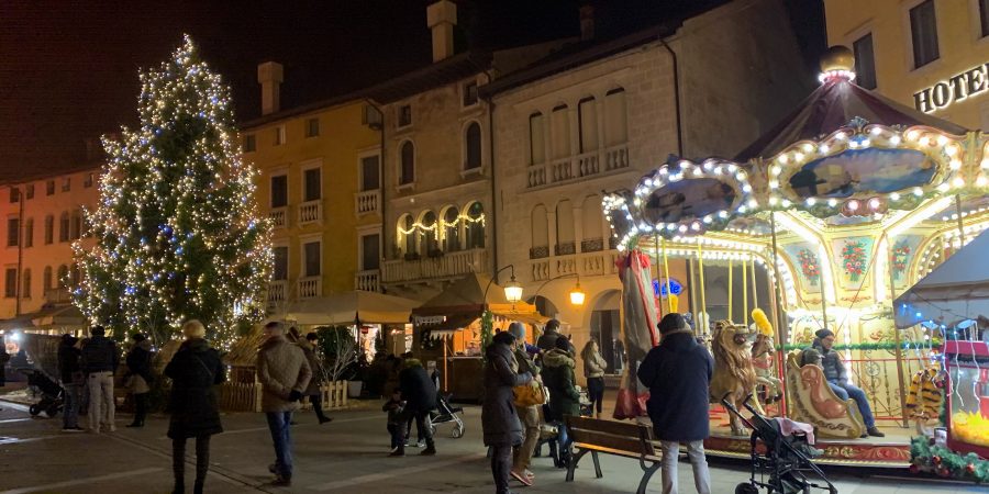 Complete with holiday traditions, winter fun, and everyday ideas, this winter bucket list will inspire you all season long!