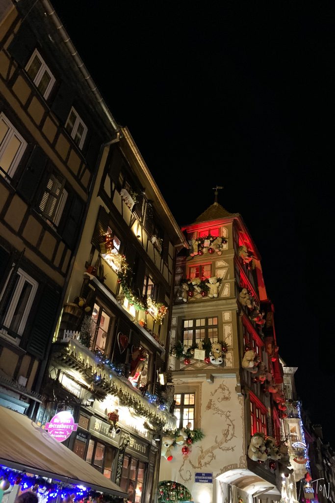 Want to plan the perfect trip to experience the Strasbourg Christmas markets?? I've got your full guide on Teaspoon of Nose!
