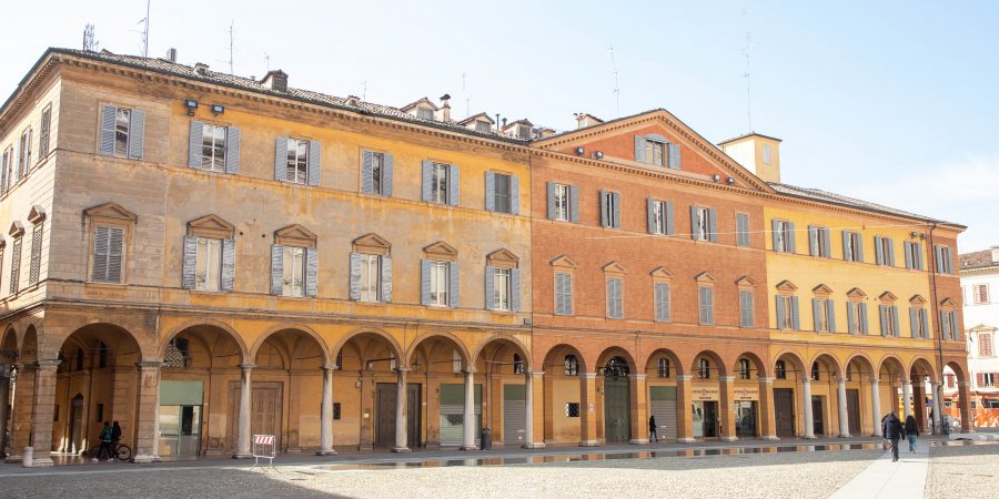 Everything you want to have the perfect foodie vacation in Modena! If you want to eat well on vacation, Modena is a dream! | Teaspoon of Nose