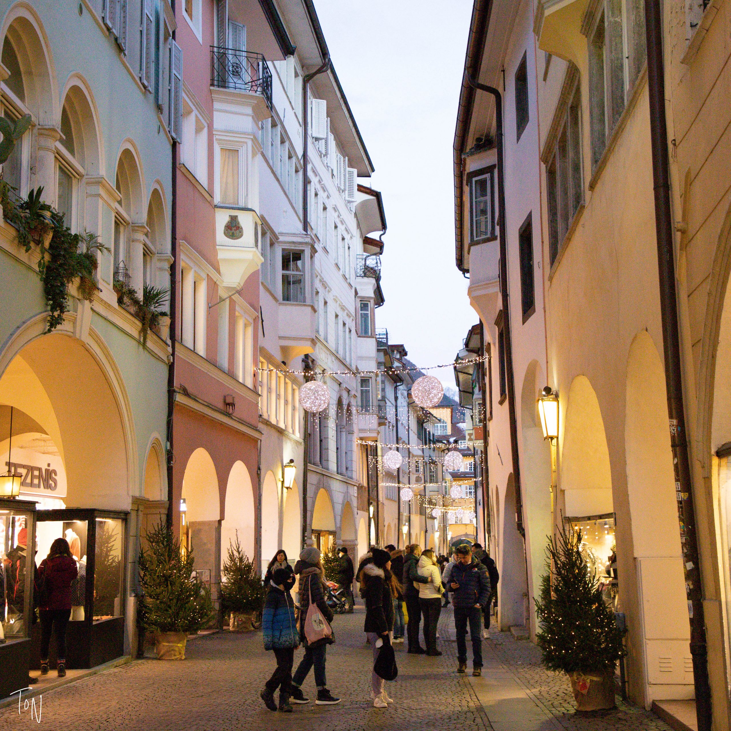 Bolzano is one of the biggest towns in the Italian Dolomites, and a great jumping off point to hike or see the Christmas market! | Where's Emma Now