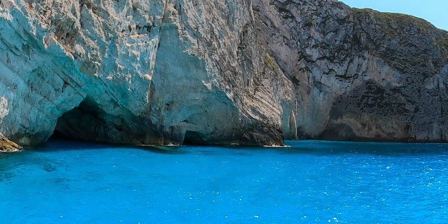 Zkaynthos day trip guide coastline Navagio beach shipwreck beach