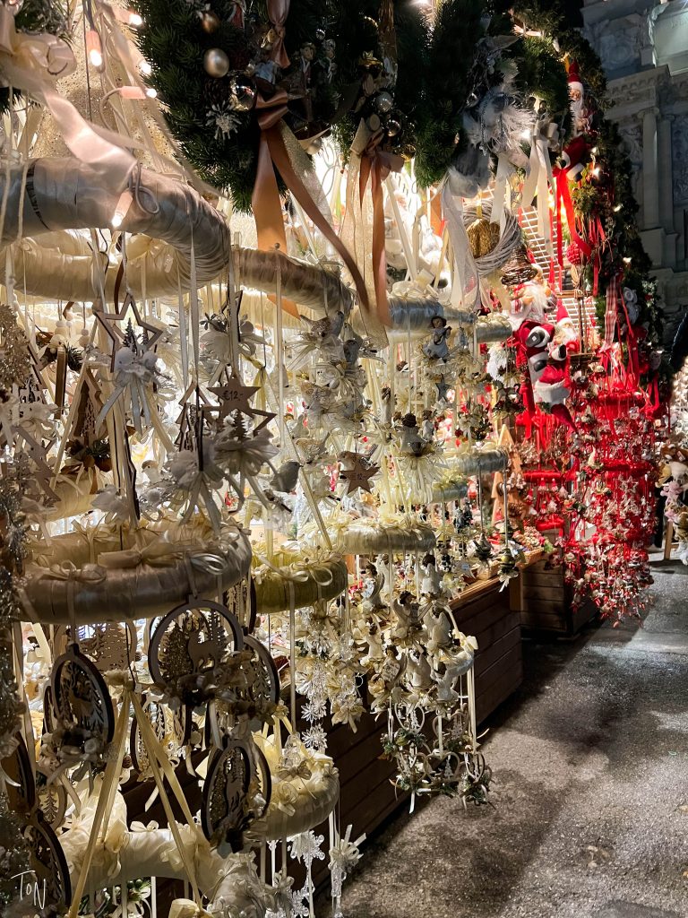 Vienna Christmas markets best souvenirs