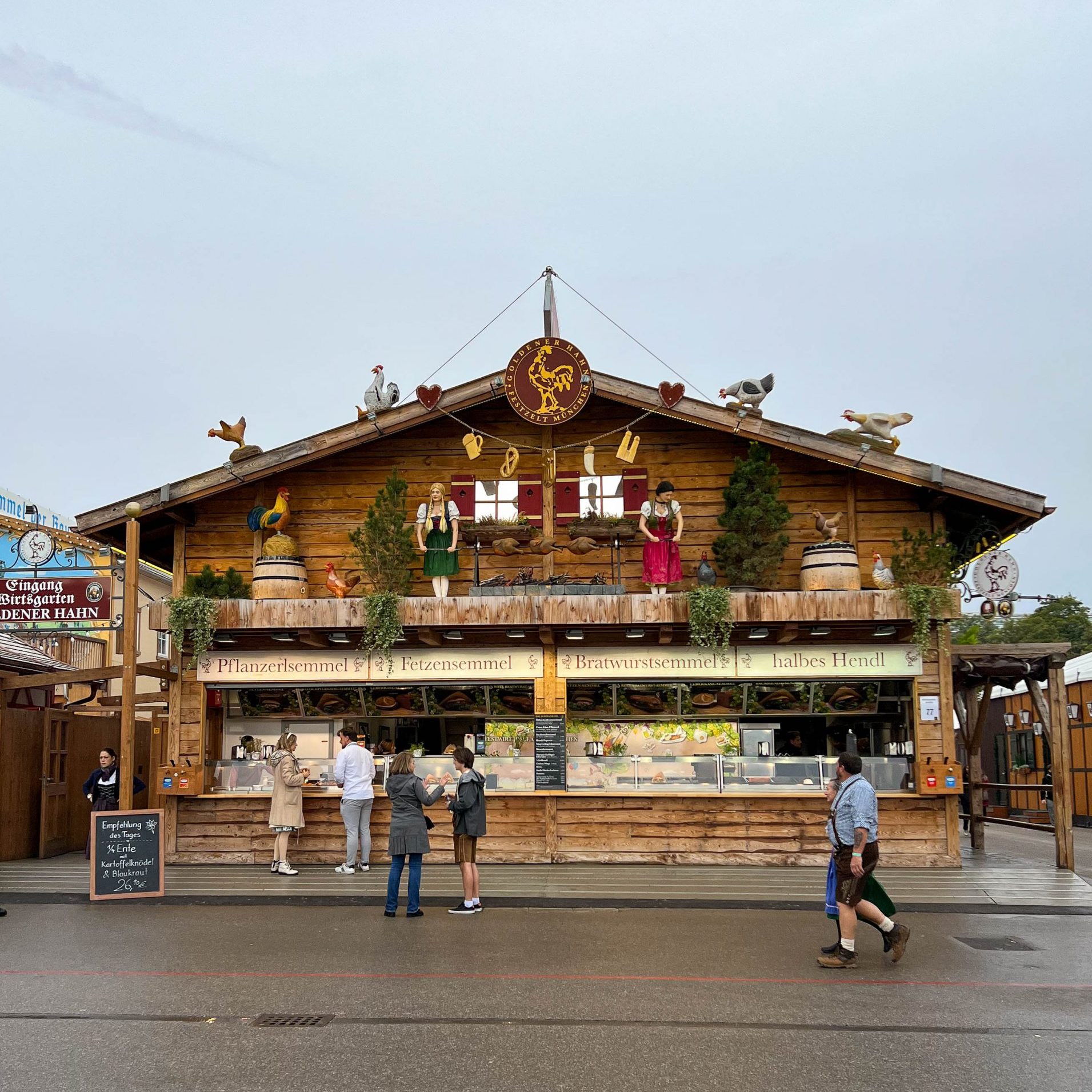 Everything you need to know to go to Oktoberfest in Munich!