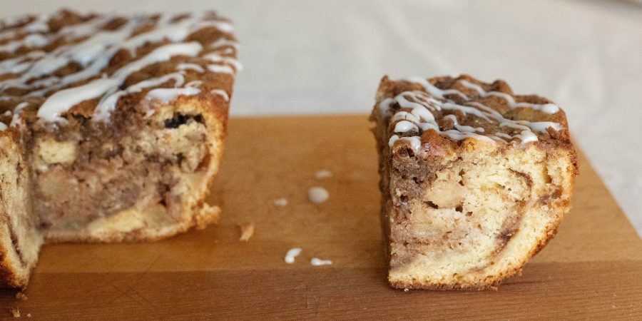 apple cinnamon cake slices