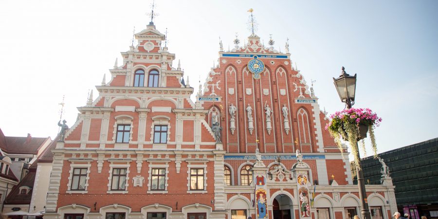 Build your itinerary from Vilnius to Riga