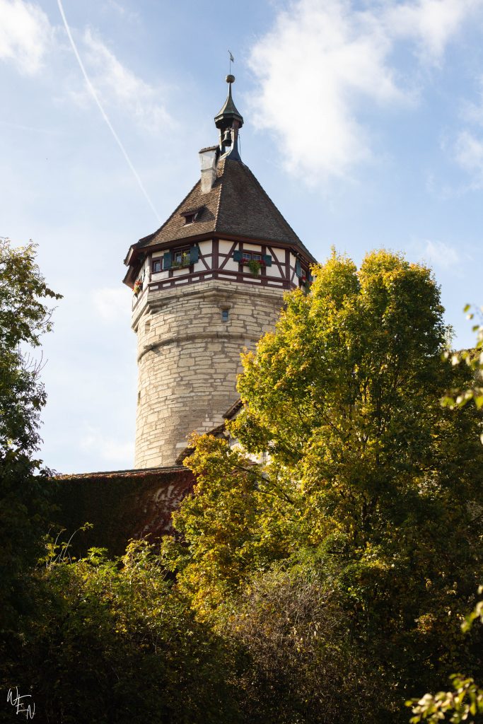 Travel Switzerland: visit Schaffhausen's medieval old town!